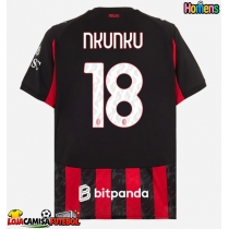 Camisa de Futebol AC Milan Christopher Nkunku #18 Equipamento Principal 2025-26 Manga Curta